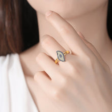 Load image into Gallery viewer, Eye Shaped Evil Eye Silver Cluster Ring - Ring6