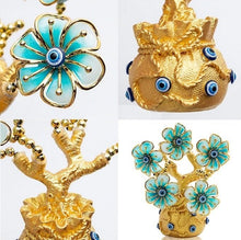 Load image into Gallery viewer, Light Green Flowers with Evil Eye in Feng Shui Money Bag Desktop Ornament - Ornament
