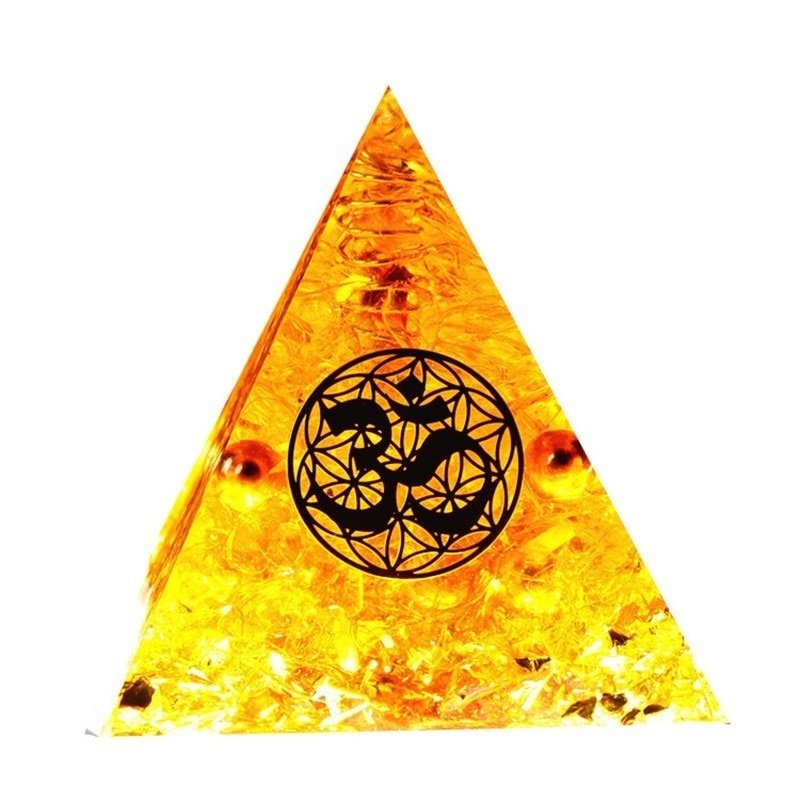 Orgone Pyramid: Sun and Cosmic Vibrations with Sacred Om Symbol, Prosperous Citrine and Copper - Home Decor5 cm or 2