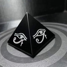 Load image into Gallery viewer, Orgone Pyramid with Engraved Eye of Horus and Powerful Black Obsidian - Home Decor5 cm or 1.96&quot;
